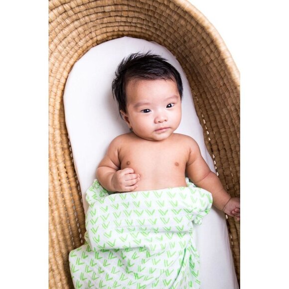 Malabar Baby 2 Pack Organic Muslin Swaddles Gift Set Poppyfield and Grass NEW - Picture 12 of 14